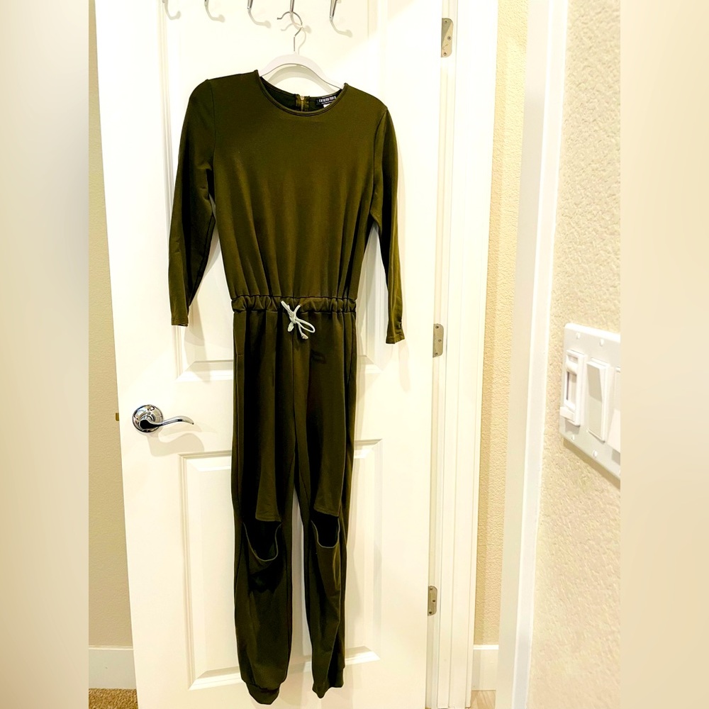 Cut-out Jump suit